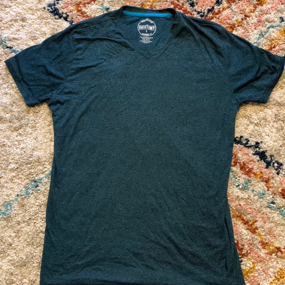 Light green tee Dichotomy